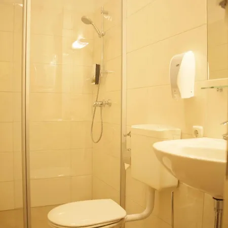 Lebensfreude Hotel Und Restaurant 3*